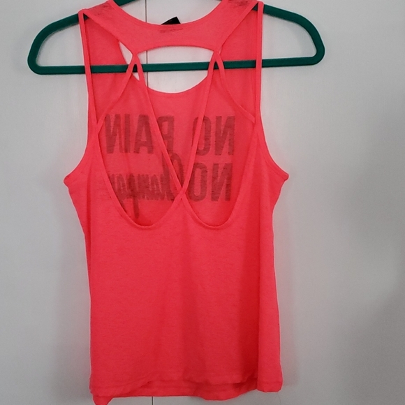 Material girl active Top - Picture 2 of 3